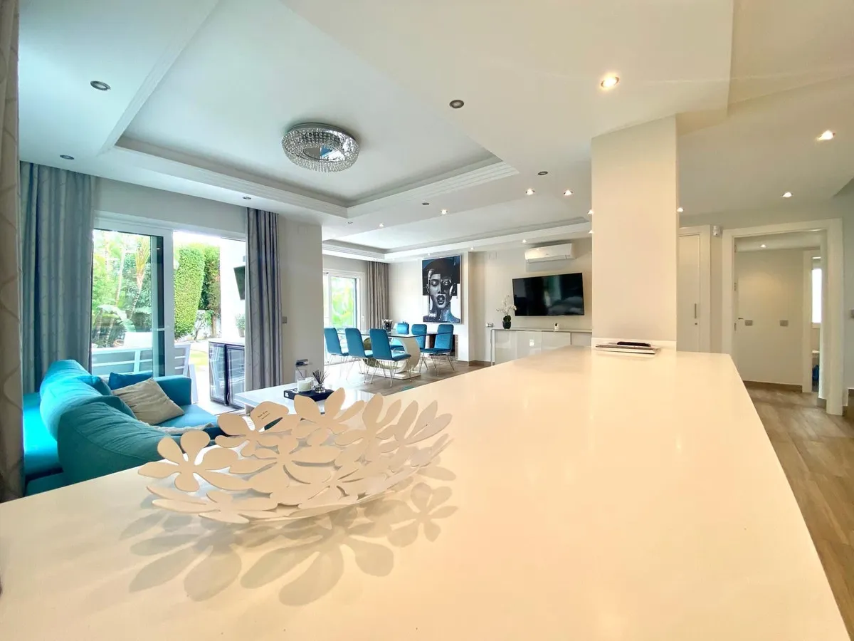 a9da869b-1b90-44bf-a4f0-3d4201e7aa91