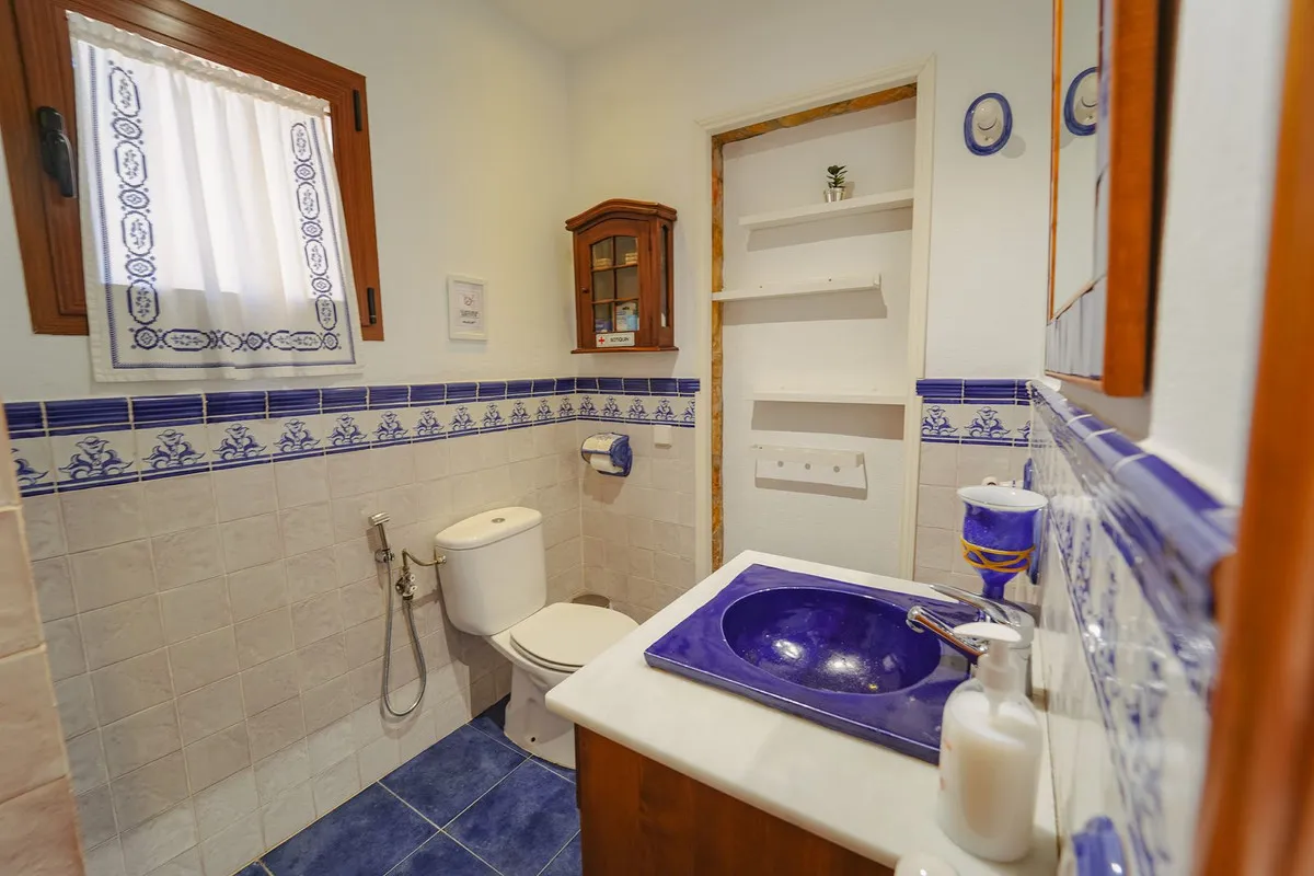 15d117ab-c3c1-4a5a-af62-1fffa5244b51