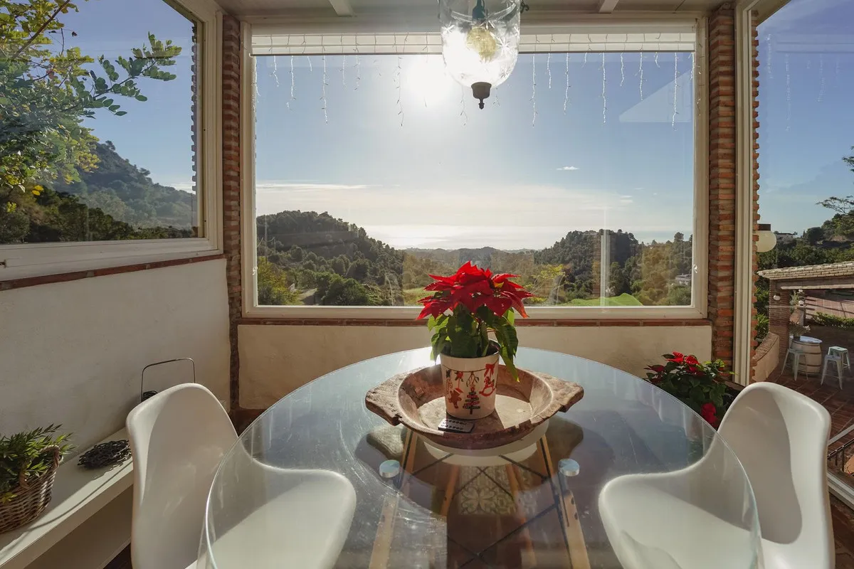 9de4924f-da10-4063-99d7-7513464ebf70