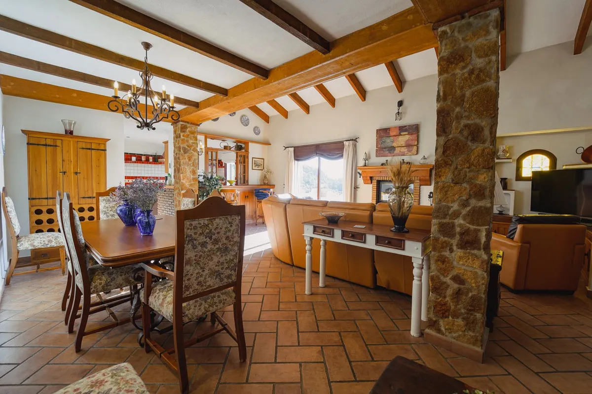 eacc15df-cd9c-4906-b92e-4313ba1bdb13