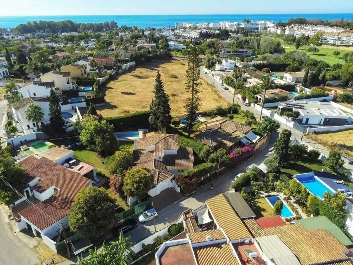 c5386767-281a-40ee-93f9-1e9695fed1a7