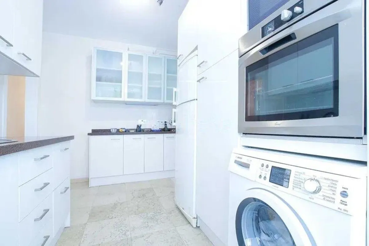 ff9201d3-54e2-4e56-86ec-a9d48f46f4fe