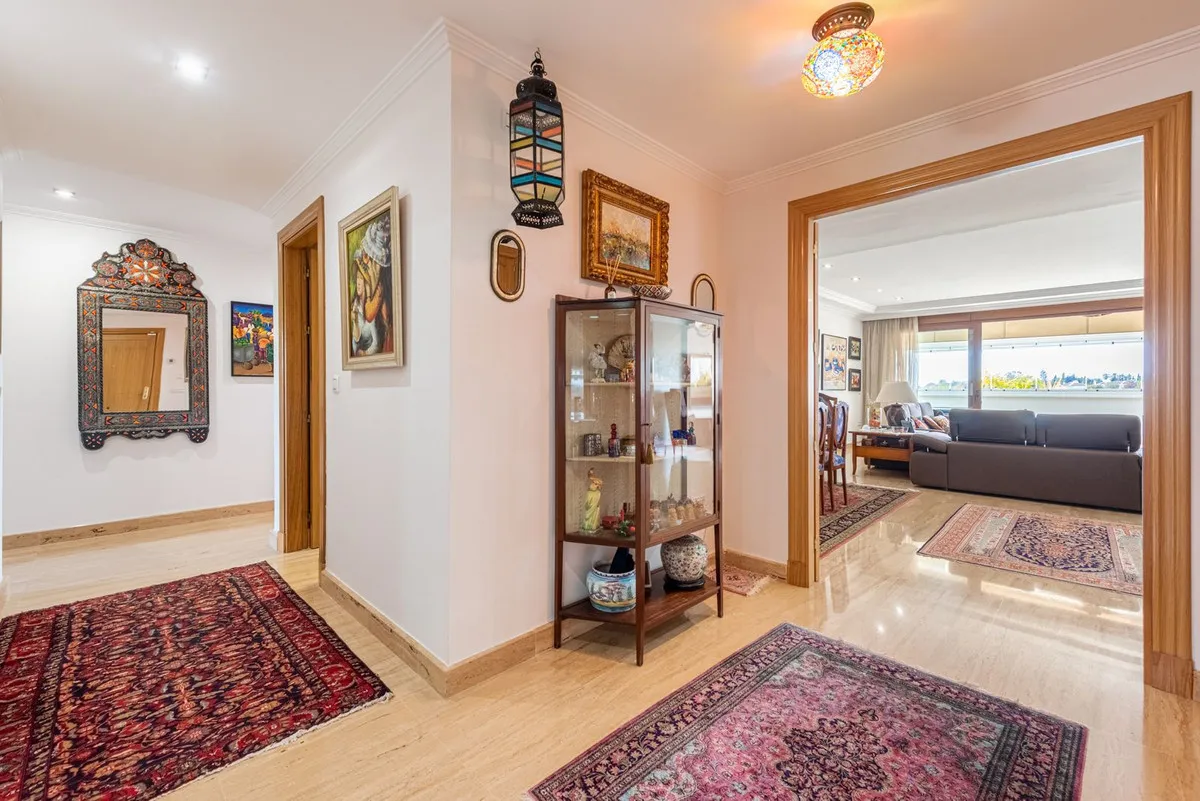 d6a46f58-7259-4704-93c8-1a081ddf8658