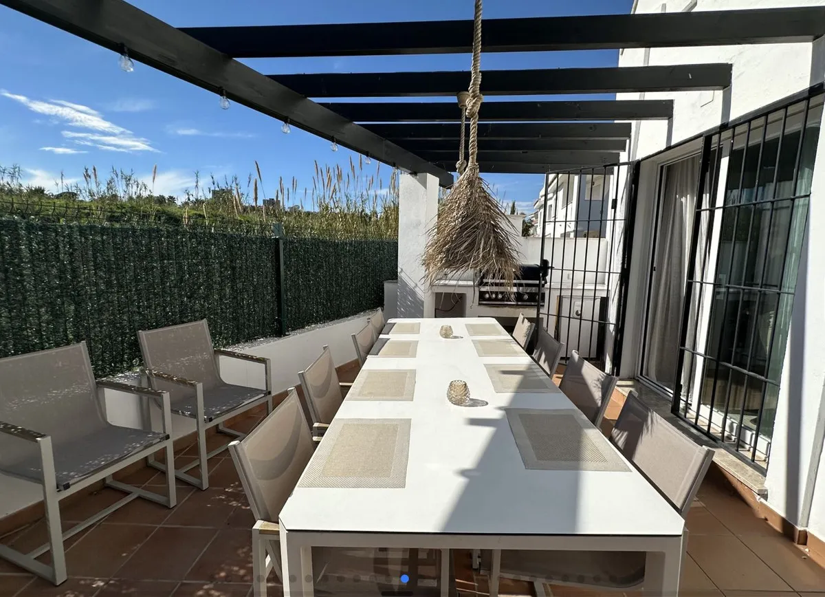 ee6ccfa4-dae5-4f5e-a7c2-0497d4592203