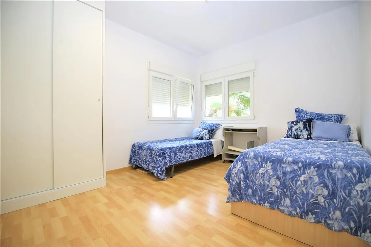 d53a513b-fd71-4f9c-8df0-39fd0dcb96dd