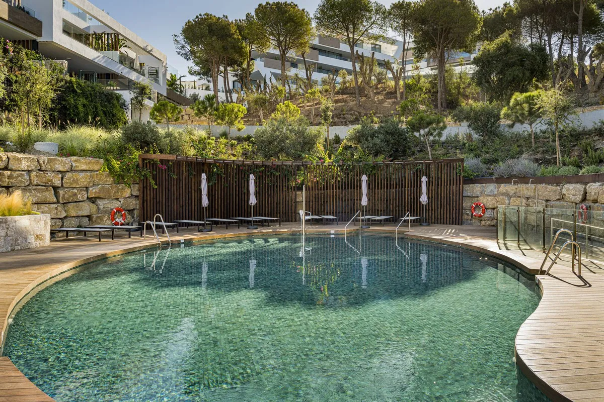 dab15fc0-9e9d-47b3-bb25-5e4cff9150fe