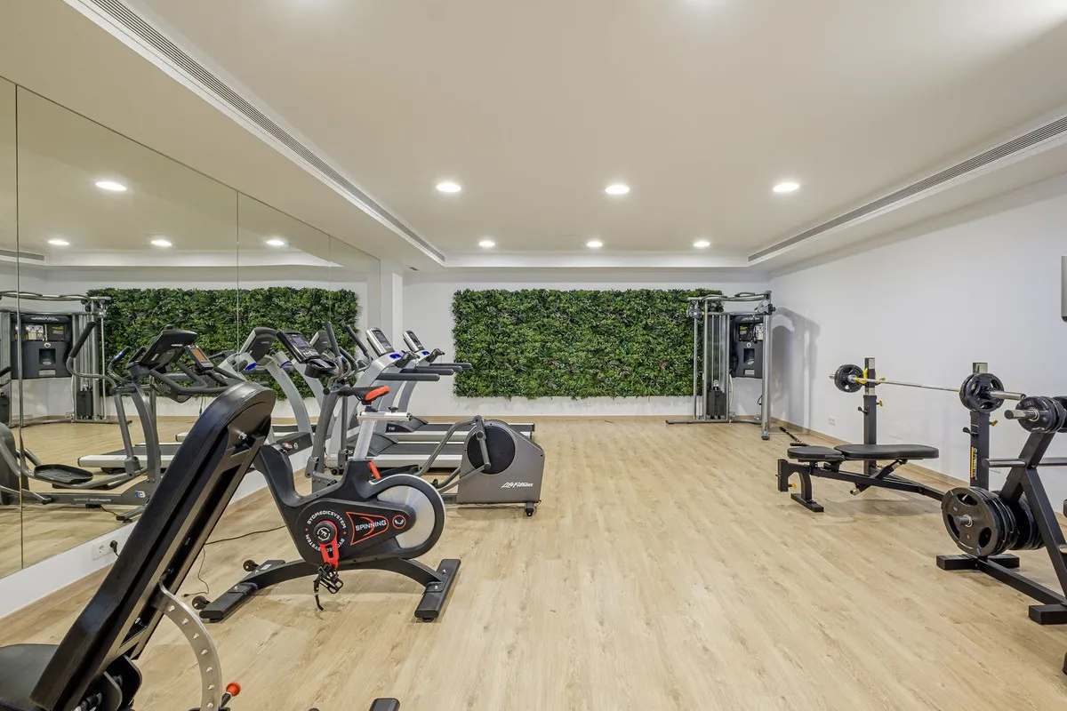 f9e60cb1-6410-4a1b-9f93-1f97a0c6a576