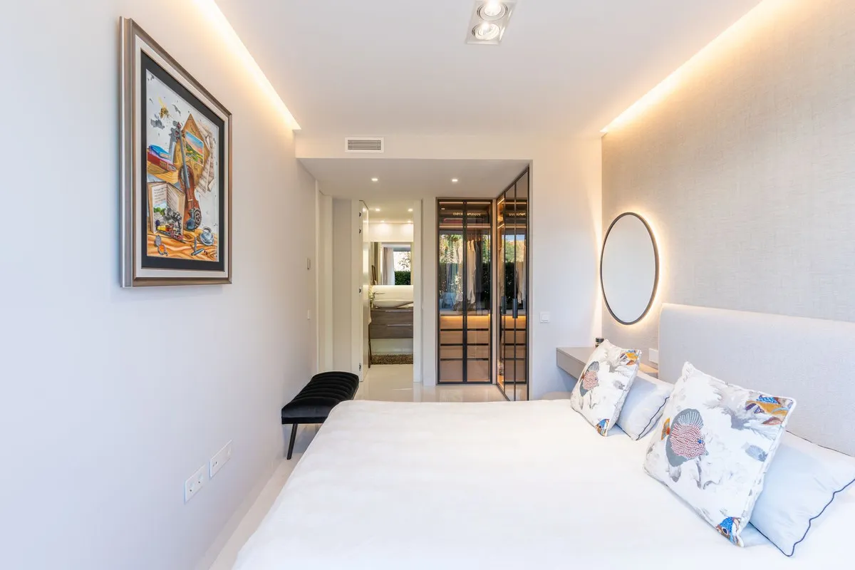 6c2004ca-3f10-4ecf-bb49-58793d241187