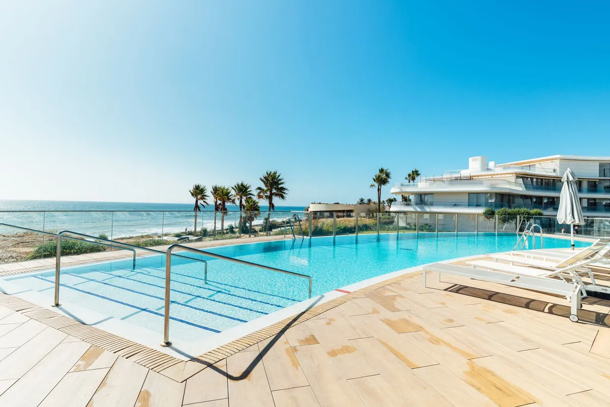 f0133276-0d4a-40bc-9d28-649f90e66235