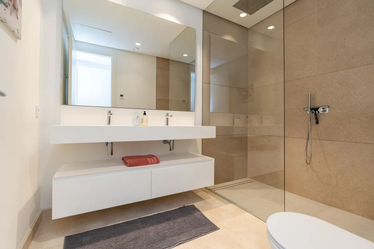 79b343d5-9bec-48ba-90ba-c2e164eb295f