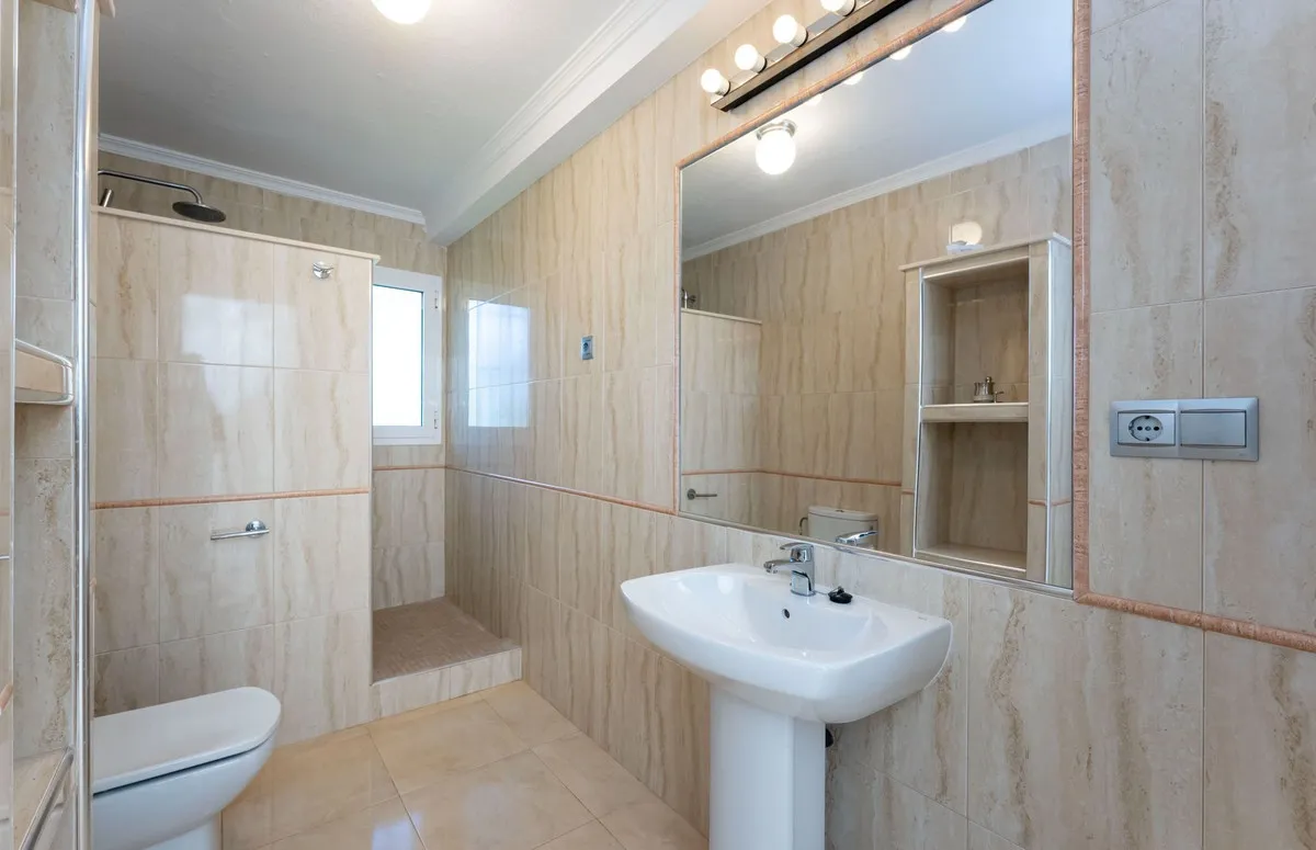 6991c013-4d48-418e-afb1-b24b2801d561