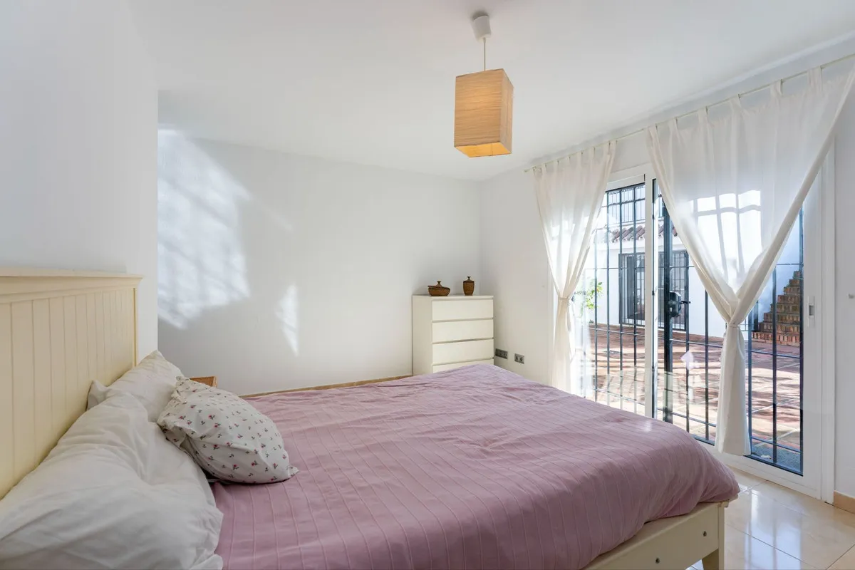 70199a7f-c5f4-496b-afad-9eb02ea7e72b