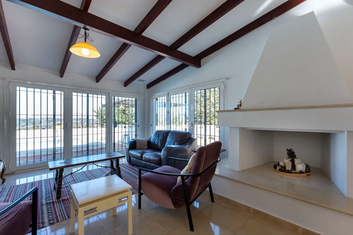 eff14d3d-2c09-4b87-ae0f-8c66da095c35