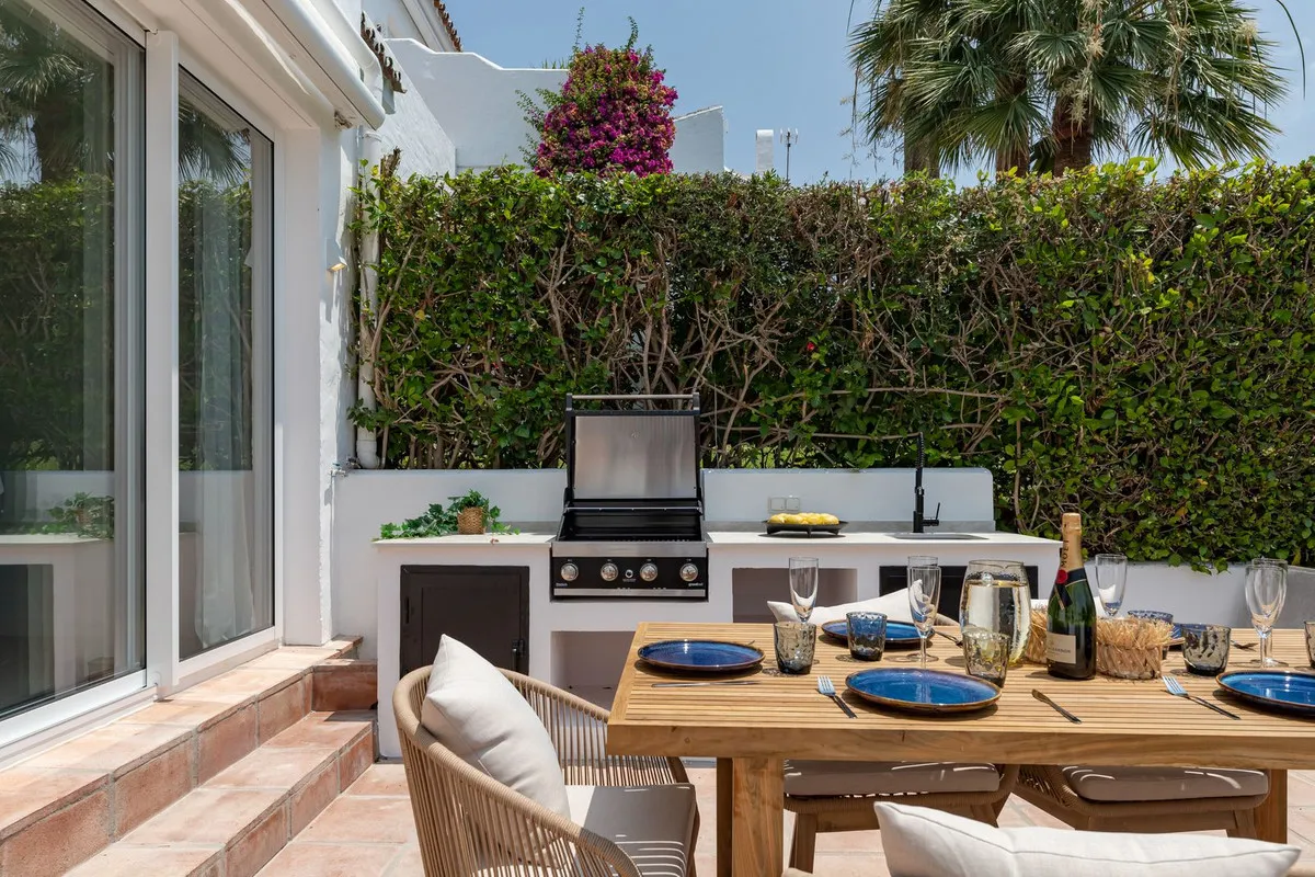 2fb7b89f-bedd-4018-a8c1-648abd68a49d