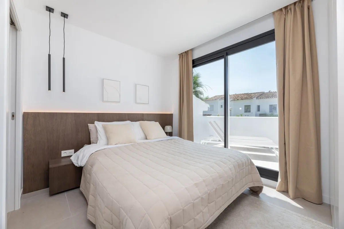 58cc1c54-90f1-4145-837c-301f5b9cd1fc