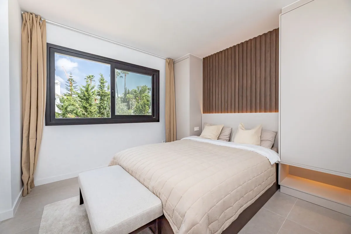 6778c75d-662b-4dc5-b74b-e5b06f05a5a3