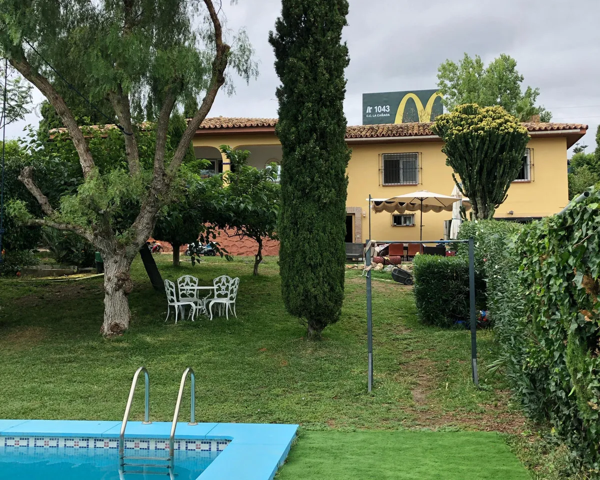 421e89f9-03ab-4f09-9ff4-49e84cd1cab6