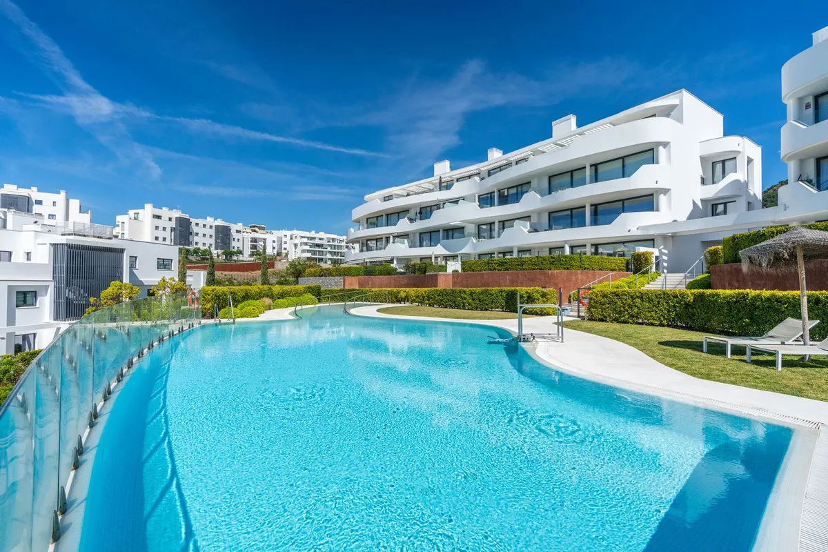 1b07839a-032d-4119-98fc-720997375e7c