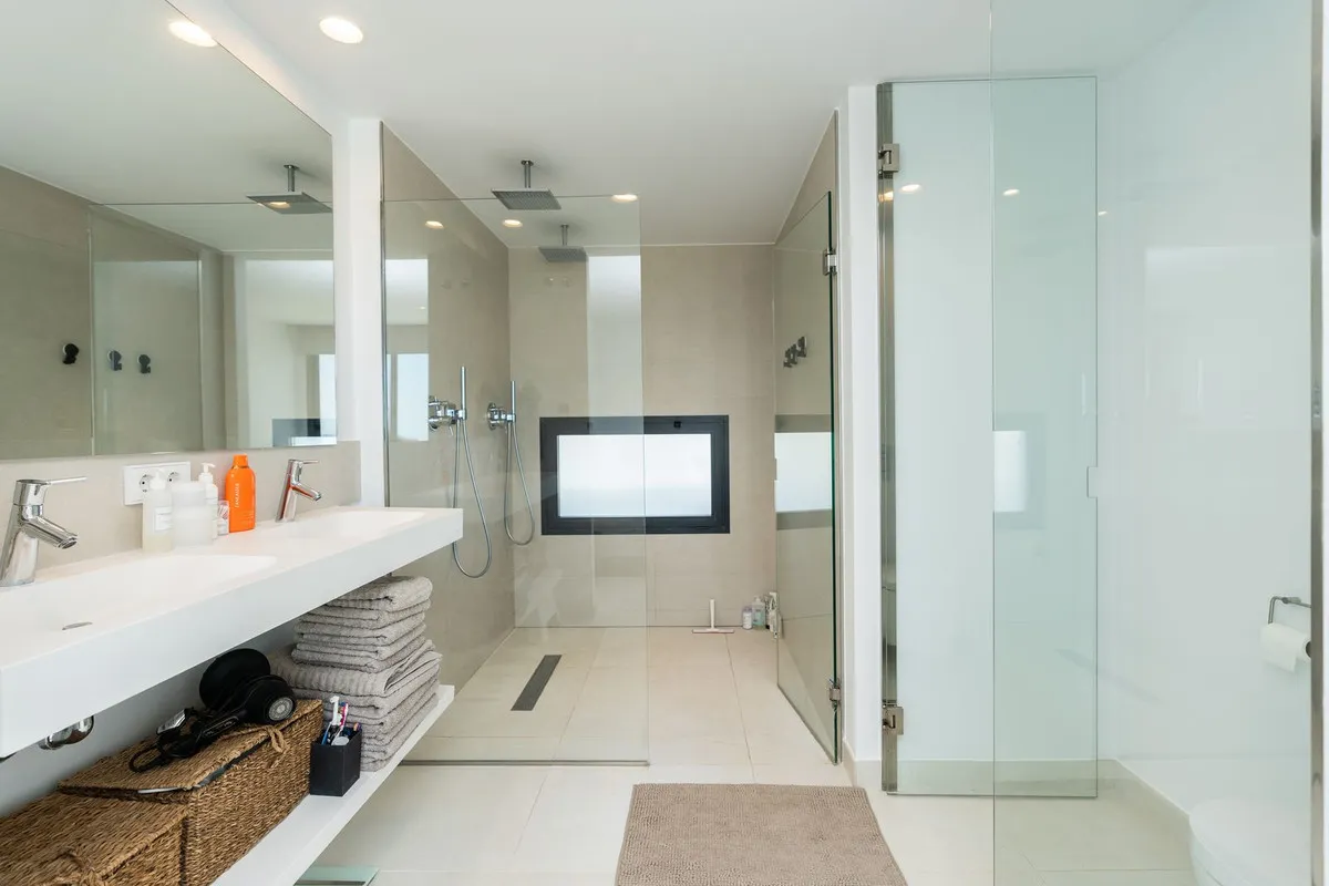 6302deda-c0ce-4f3d-8342-1ede088966d1