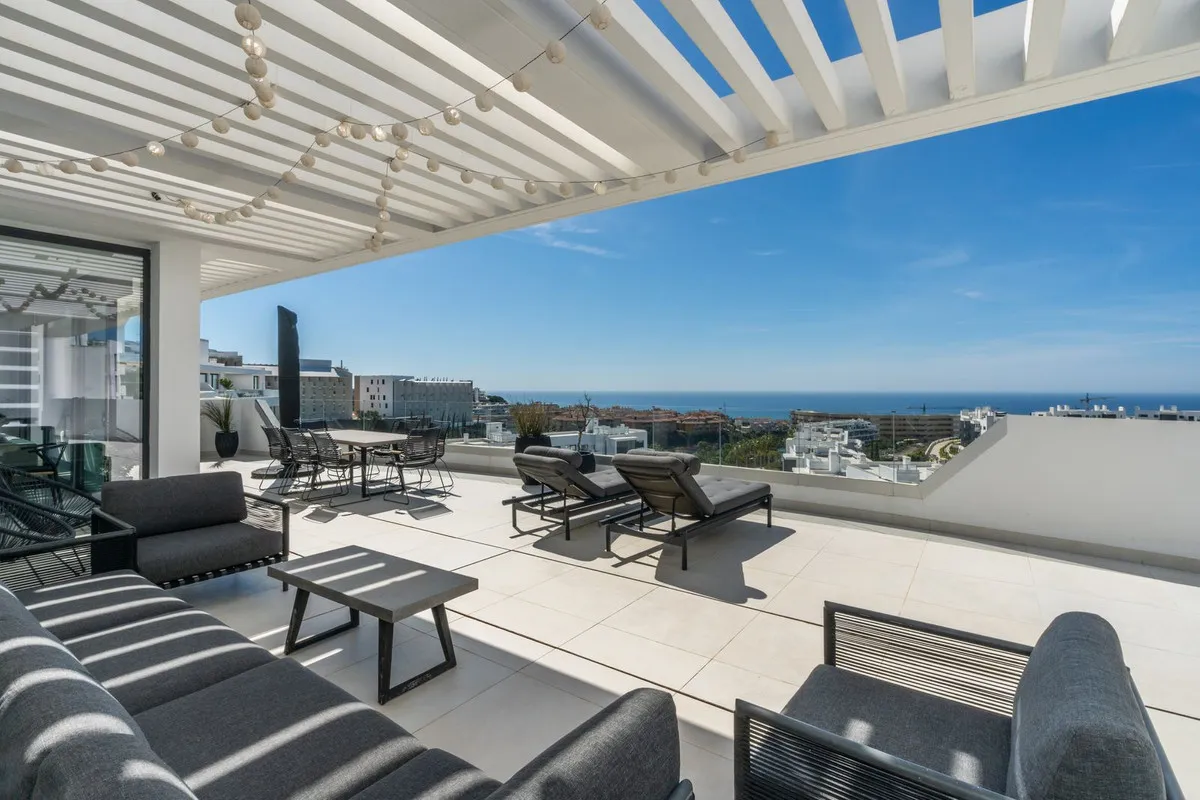 ae19eede-d706-47fd-b20b-7a087229e272