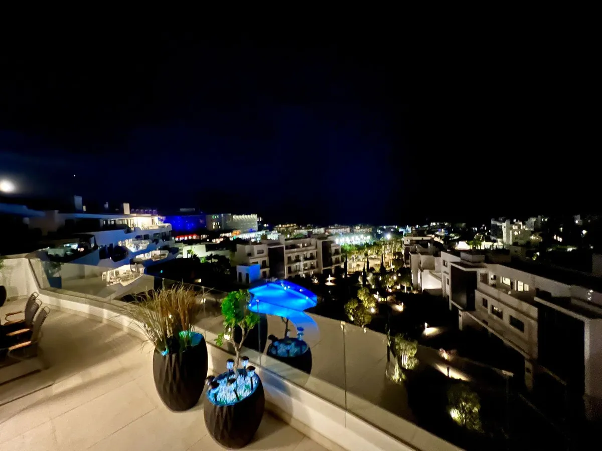 c4ab3a6e-1f07-4d8a-8320-d4666016d9e6