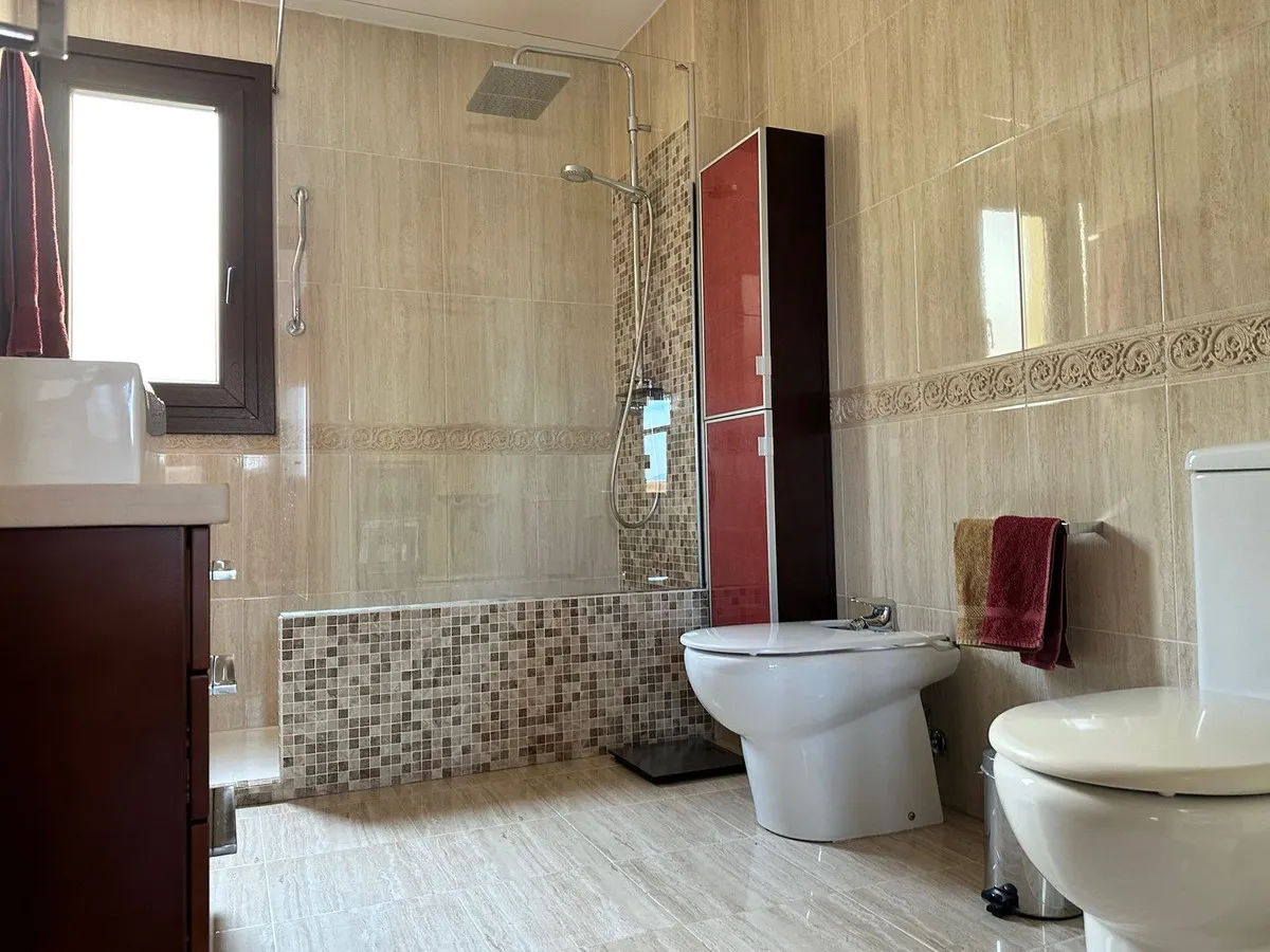 82bc37bf-14c5-4560-b66c-c0862663f7cd