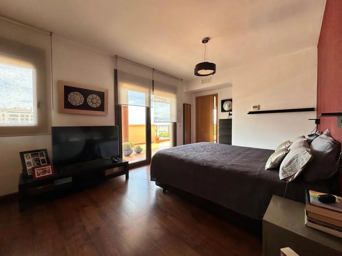 e3b060cc-755c-4e92-ba7d-38a4f75120f4