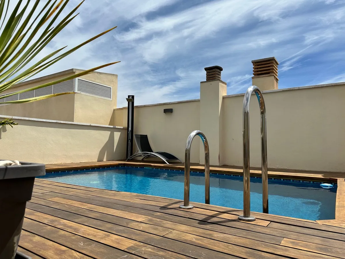 f4d6eec9-110b-454f-9c6b-405cbd51a8a6