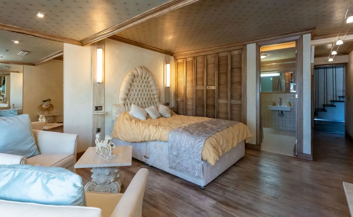 145d658b-ae08-4c6f-9ab0-b2ab835b4e1e