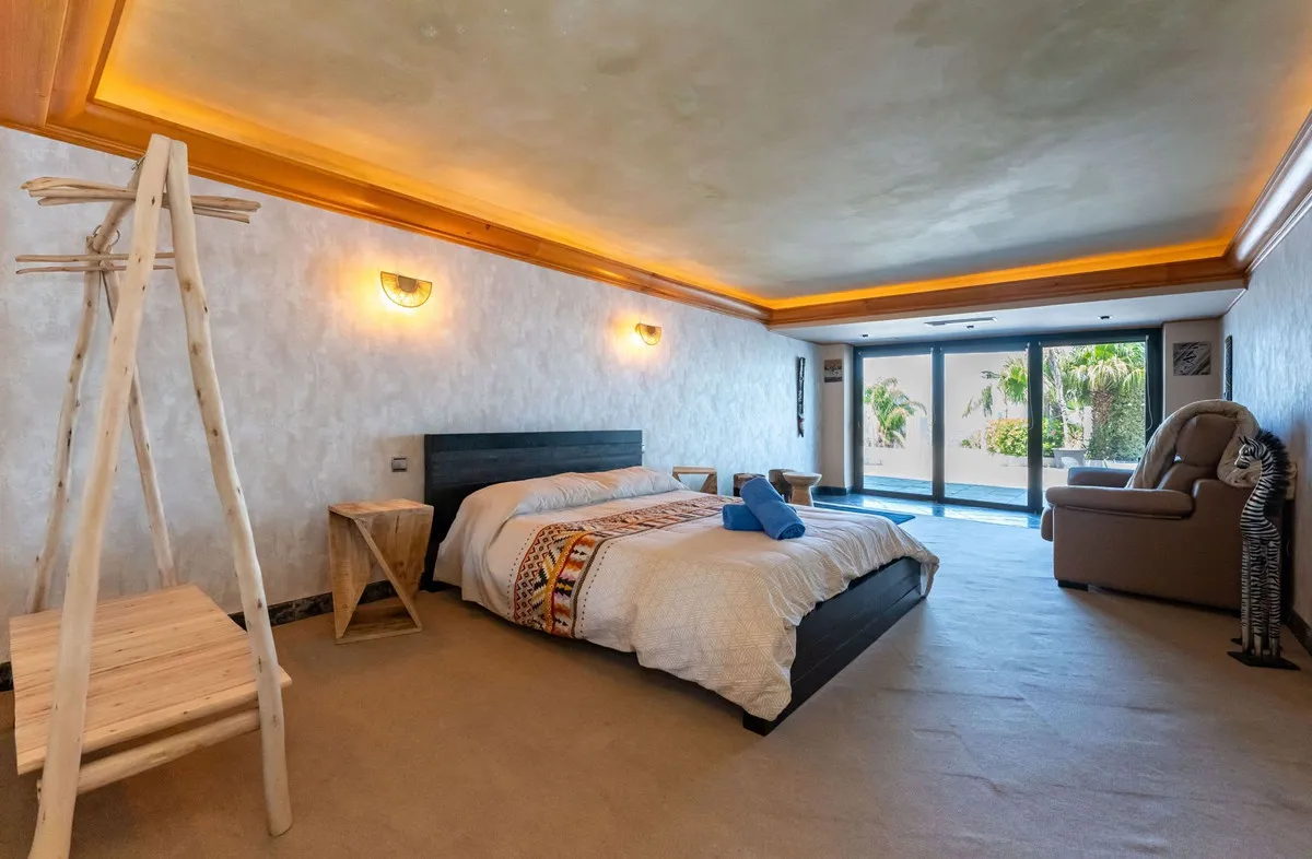 5b8523f7-d636-4817-aae0-affbc350d22a