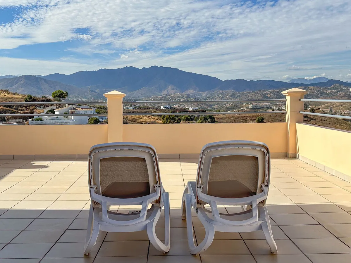 08e89b56-b1f5-418d-bdac-5b1a9195d033