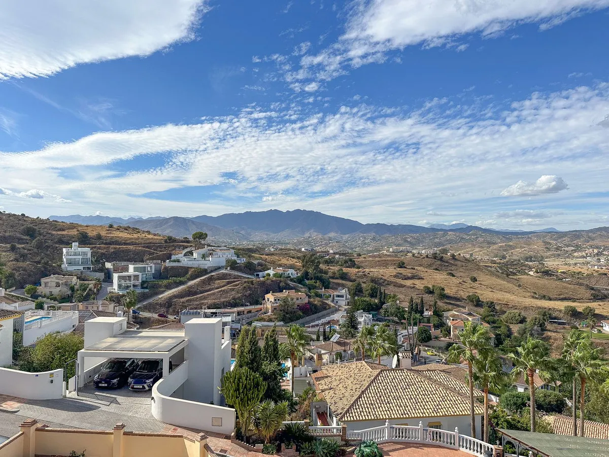 ccfdfcf5-0ffa-4f3b-92fe-9015569d9b05