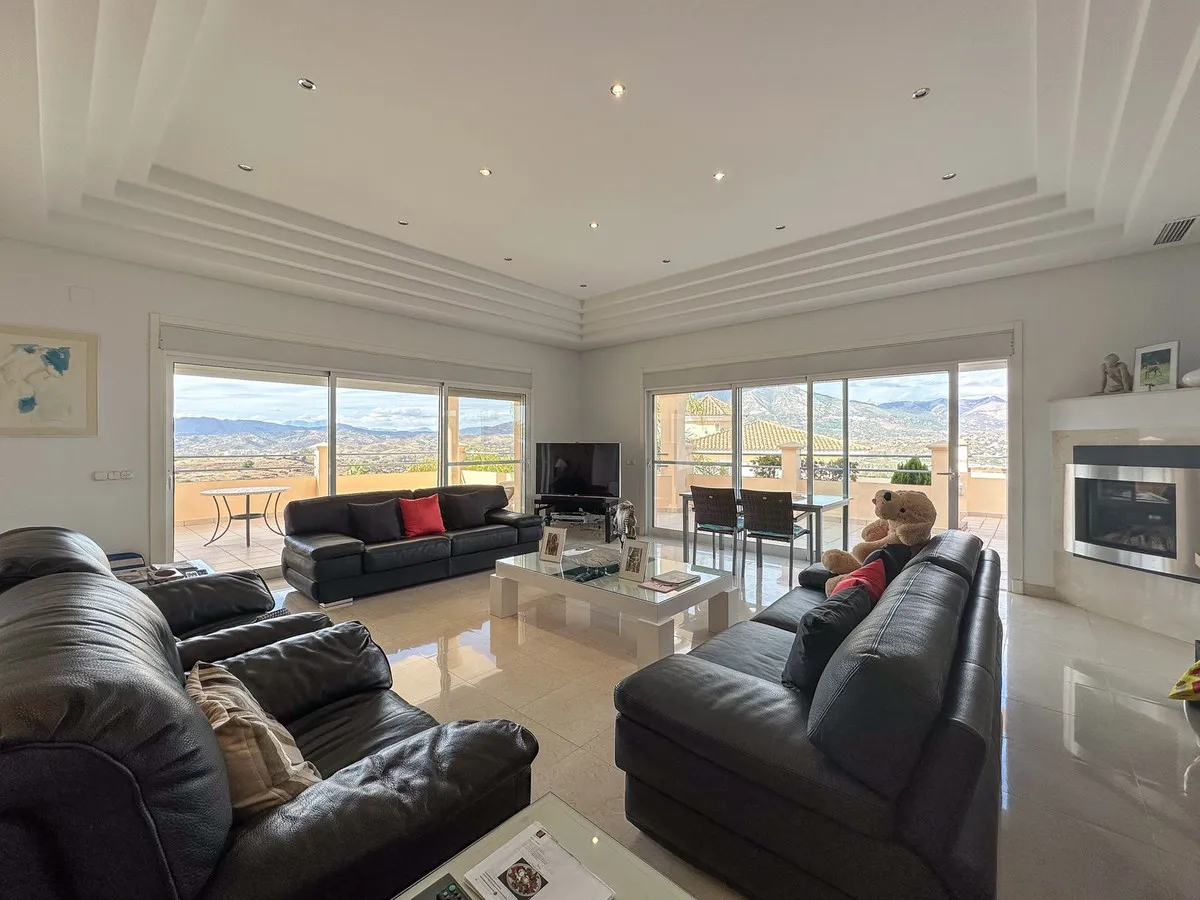 e272e846-08fd-4458-8518-0d69467a768b