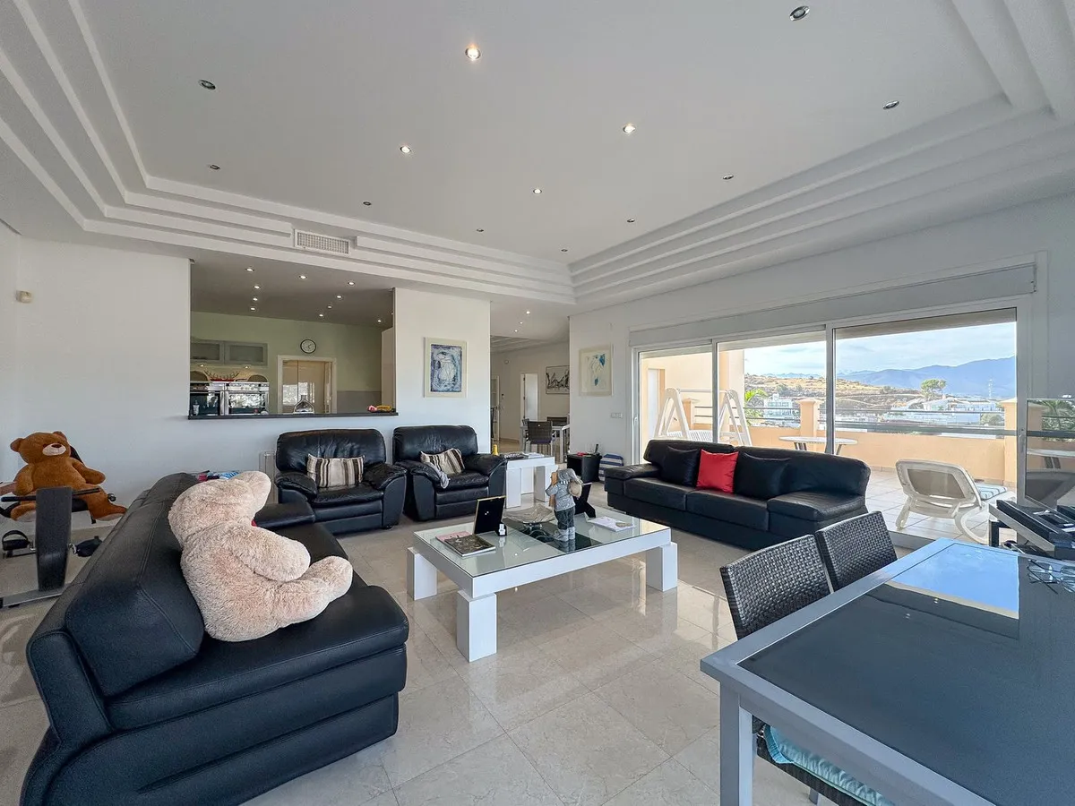 fd50874d-1cd6-4a67-a589-d4114cc2b9c1