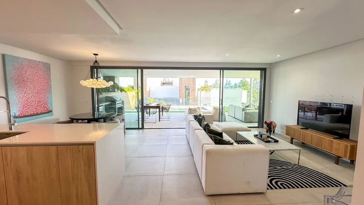 25b7eda9-b6c1-45c3-92b2-913ec9d3d97b