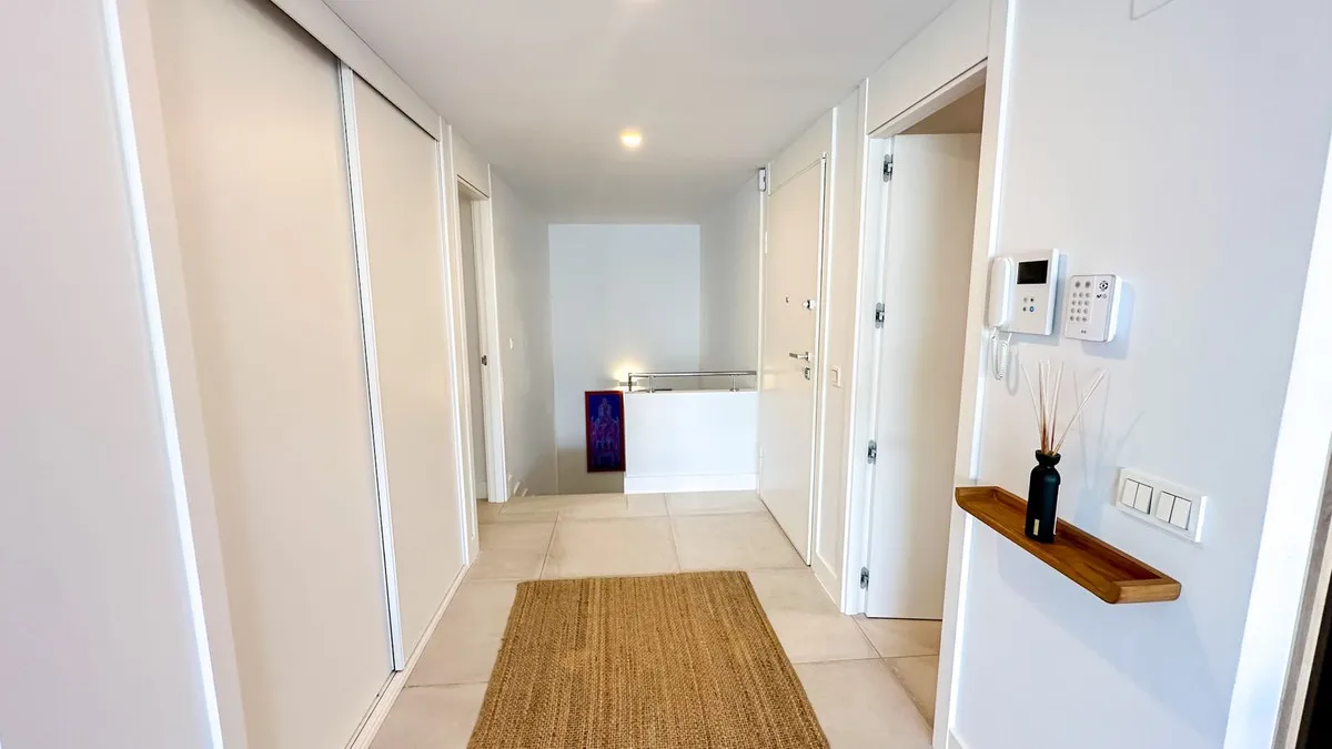 4f228f3c-67c7-417e-8ab0-ec98e623e034