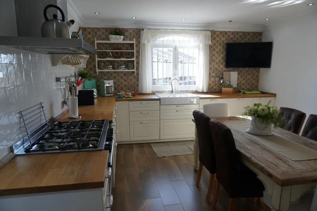 26c36ab2-91da-4fc8-9d4e-693c5f41fbd9