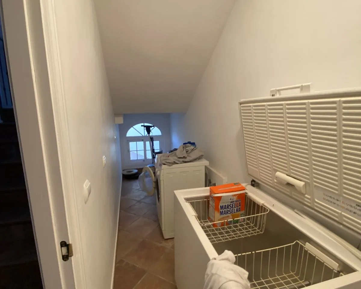 9469928d-d8a7-4d64-a0ac-b5f3b8350736