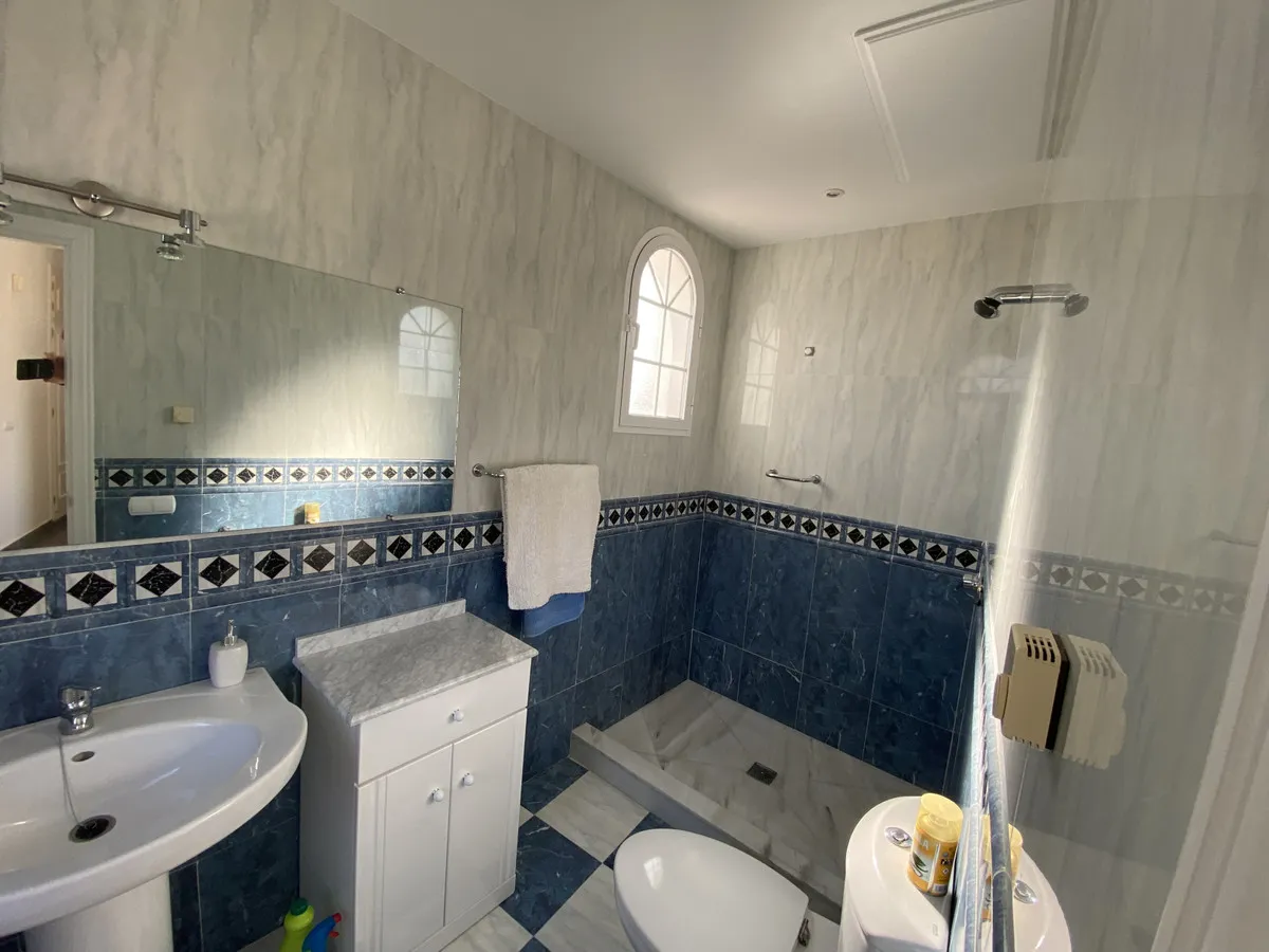 b5344997-edcd-48c7-a9b9-956a473c645d