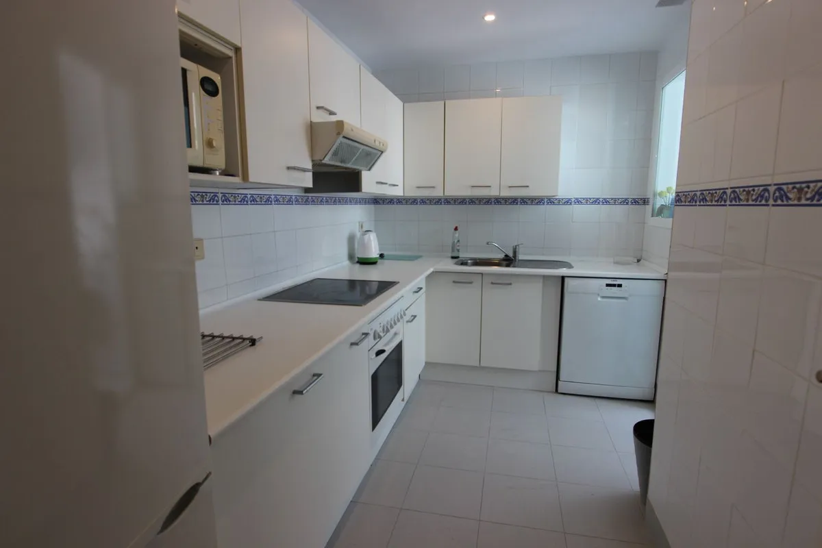 24efb6fe-0e05-4d2f-8918-6aebfd16fff8