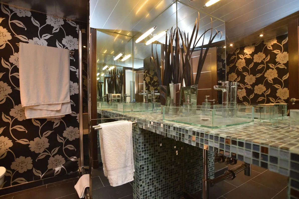 04641fb0-778b-480e-948c-565d66096929