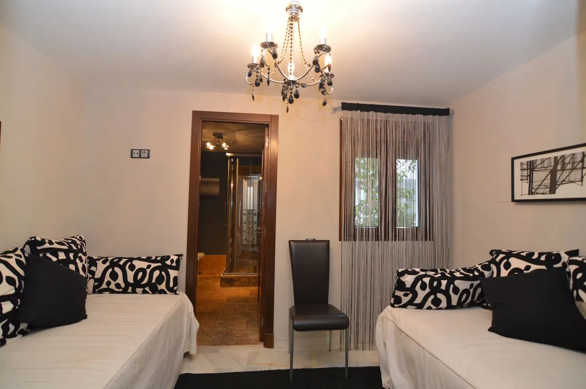 8d2ad11c-b4fb-45cc-91a7-aa3d877545b6