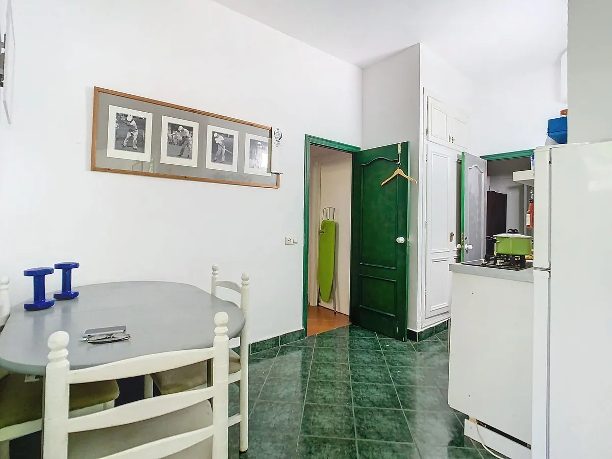 2d0c9fc5-2d0f-48b8-a2f2-6dddf7efdf37