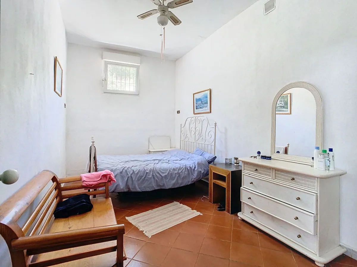 7fce3815-aaa4-405a-a5b5-d1a35604e5d0