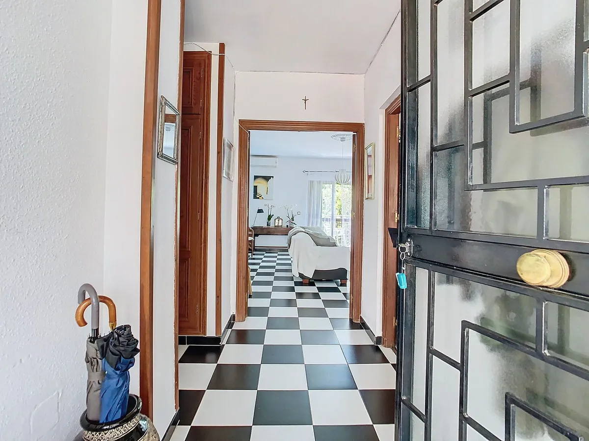 904571bd-ac22-47d8-8c33-c8f99ef54d75