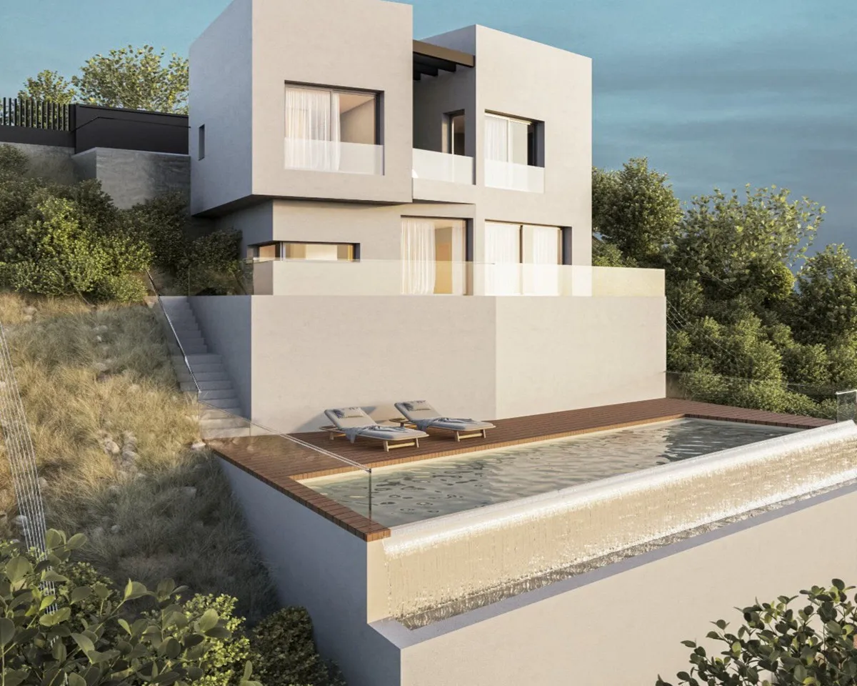 Serene Villa with Infinity Pool in La Sierrezuela