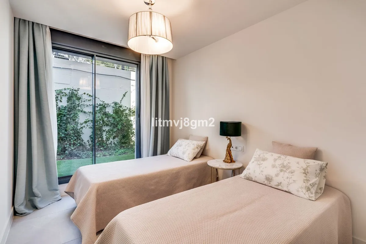 6795b9c1-6d77-4427-96b2-87d0ec69d9c8