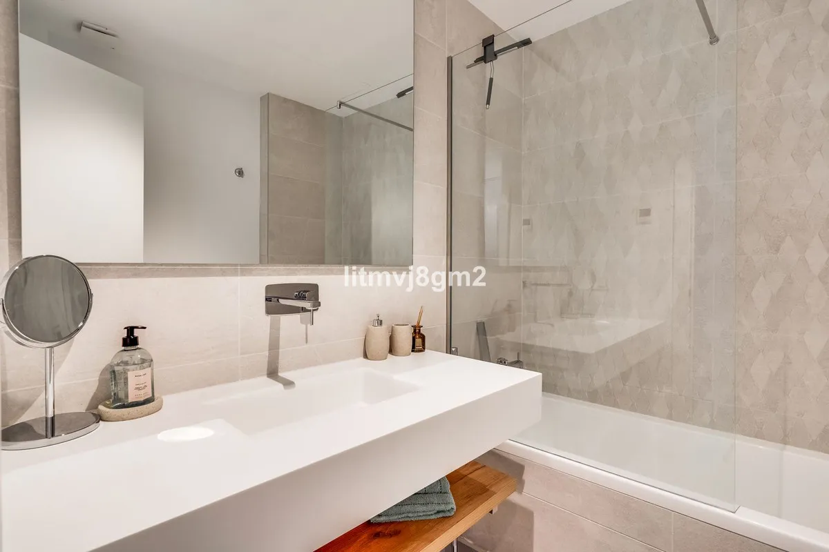 ec03838e-19e9-4678-b01c-93a0fdbfc0c4