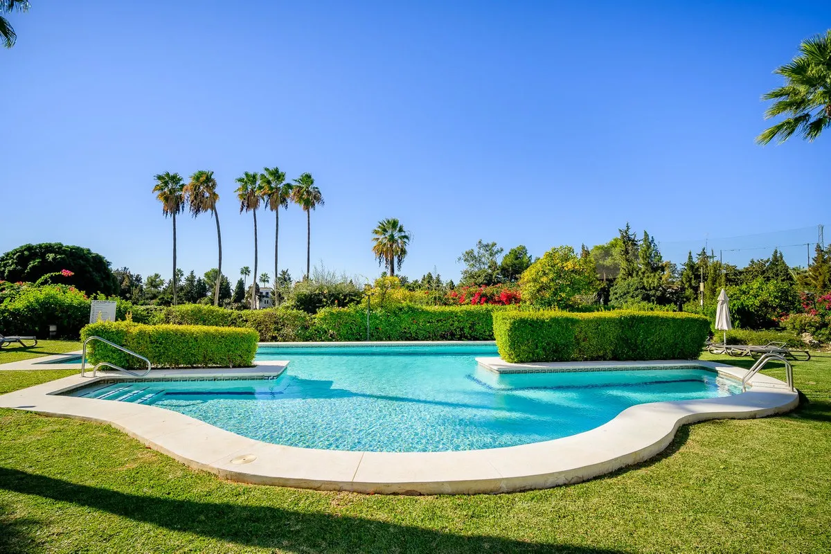 d061cb06-40f0-4a73-b868-0fee32e165d0