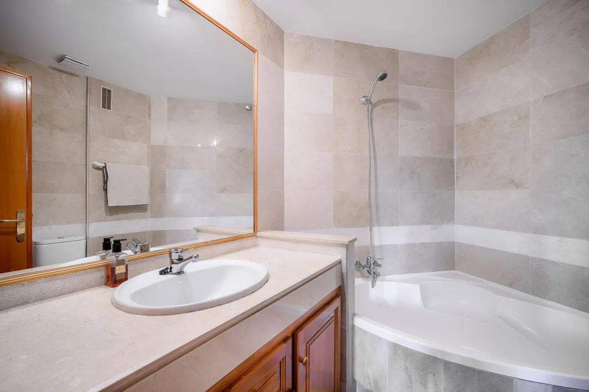 e43b5e2d-6845-4650-a046-b9dc398bbc8c